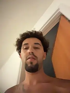 Snapshot of Fumoice chatting on February 27, 2026, 3:18 am Fumoice online show from February 27, 2026, 3:18 am