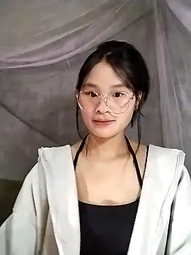 saronla 03 online show from December 18, 2025, 2:16 am