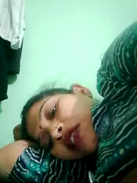 Snapshot of Chandrakanta-Devi chatting on February 26, 2026, 12:16 pm Chandrakanta-Devi online show from February 26, 2026, 12:16 pm