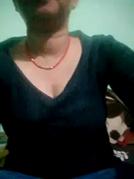 Snapshot of Chandrakanta-Devi chatting on November 3, 2025, 12:42 pm Chandrakanta-Devi online show from November 3, 2025, 12:42 pm