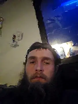 Snapshot of high3ndlowlife chatting on May 18, 2026, 3:28 am high3ndlowlife online show from May 18, 2026, 3:28 am