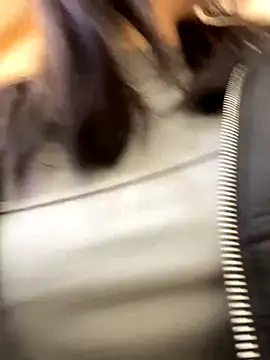   BabyShowPublic   online show from September 21, 2025, 12:54 pm