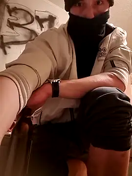 Kaosmikey online show from February 8, 2026, 4:26 pm