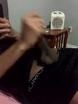 Snapshot of Insurance-03 chatting on January 18, 2026, 4:49 am Insurance-03 online show from January 18, 2026, 4:49 am