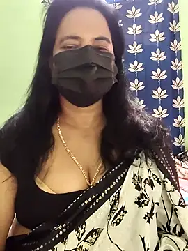 mallu-lover online show from October 22, 2025, 8:14 am