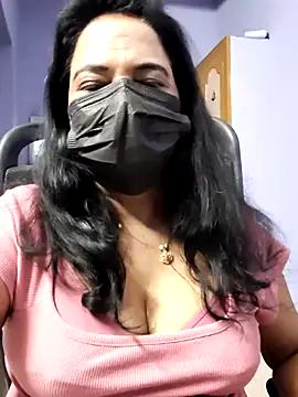 mallu-lover online show from October 24, 2025, 12:42 am