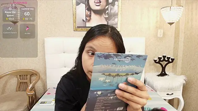 Miladiosa online show from February 12, 2026, 12:38 pm