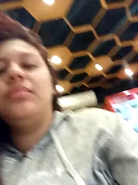 Snapshot of CloeStron chatting on October 30, 2025, 10:24 am CloeStron online show from October 30, 2025, 10:24 am