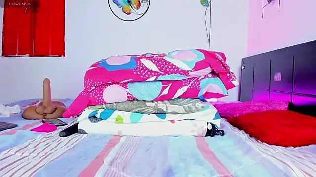 Snapshot of _DulceFuego chatting on February 20, 2026, 10:06 am DulceFuego online show from February 20, 2026, 10:06 am