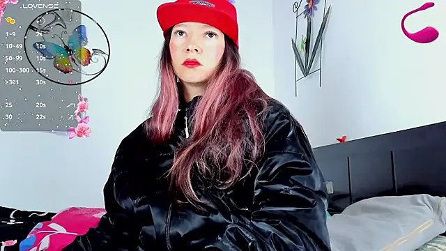 Snapshot of _DulceFuego chatting on February 13, 2026, 9:37 pm DulceFuego online show from February 13, 2026, 9:37 pm