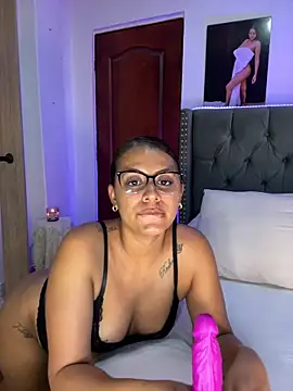 ema zoe online show from March 12, 2026, 12:05 am