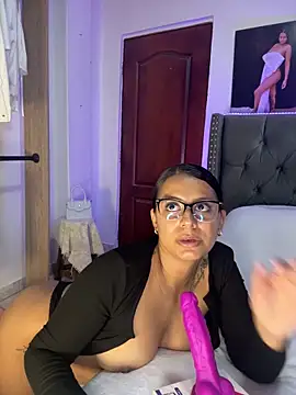 ema zoe online show from February 14, 2026, 12:22 am