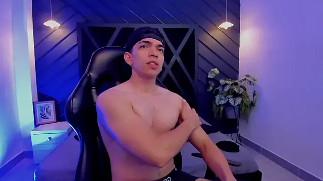 Eryonbradley online show from September 27, 2025, 4:13 pm