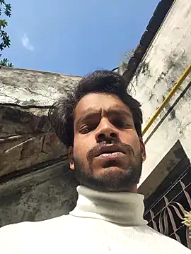 yashuuuu021 online show from November 6, 2025, 9:35 am