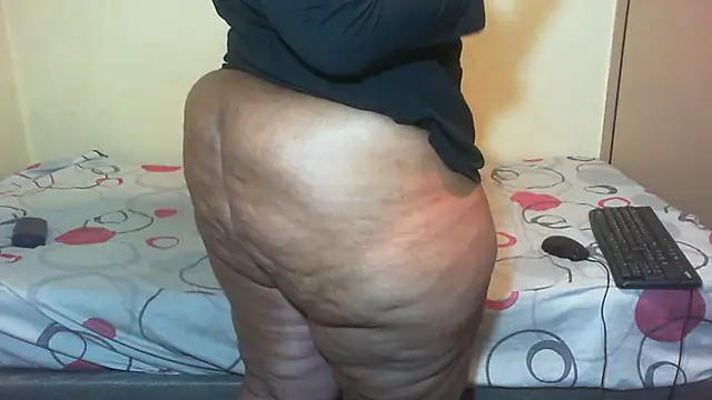 Snapshot of XXXBBMWCAROL chatting on October 2, 2025, 4:49 am XXXBBMWCAROL online show from October 2, 2025, 4:49 am