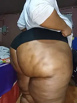 Babybigbutt online show from June 30, 2026, 5:02 pm