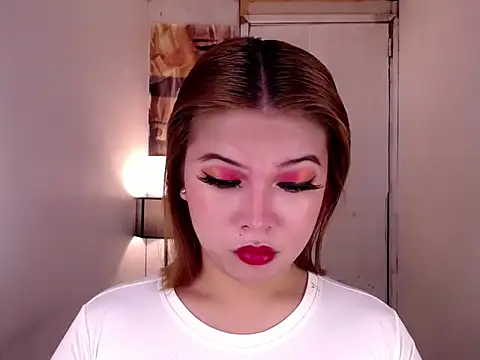 adorabletsforyouxx online show from September 19, 2025, 4:22 pm