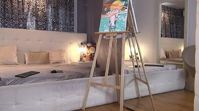 LadyValeriaXO online show from February 24, 2026, 11:55 am