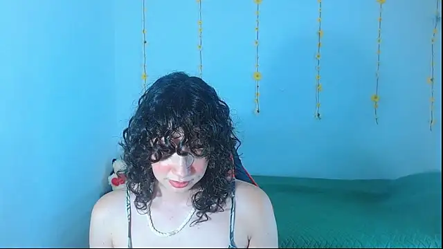 Snapshot of sajecrismaa chatting on May 5, 2026, 8:34 pm sajecrismaa online show from May 5, 2026, 8:34 pm
