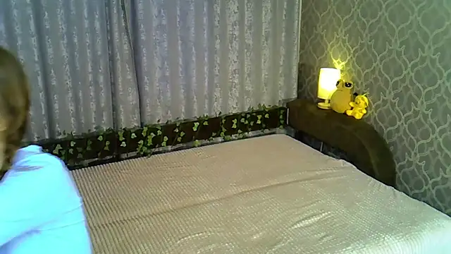 Little L1ss online show from October 19, 2025, 12:41 pm