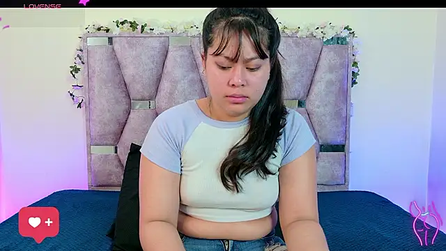 Snapshot of lana_and_liam_ chatting on March 8, 2026, 11:24 am lana and liam online show from March 8, 2026, 11:24 am