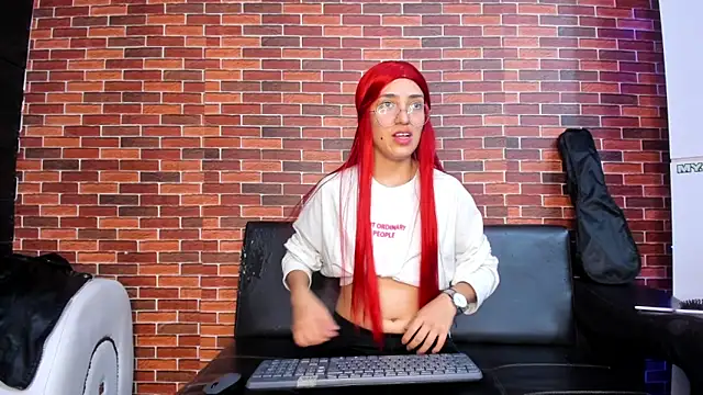 Snapshot of michaelmistress chatting on September 8, 2025, 5:34 pm michaelmistress online show from September 8, 2025, 5:34 pm