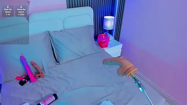 Snapshot of Clawdeen__wolf chatting on April 3, 2026, 8:26 pm Clawdeen wolf online show from April 3, 2026, 8:26 pm