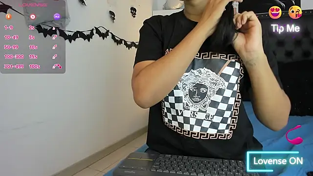 ScarlettVell online show from October 10, 2025, 6:53 pm