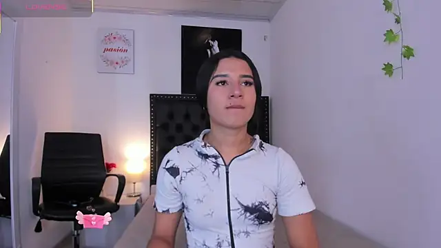 ScarlettVell online show from December 20, 2025, 7:06 pm