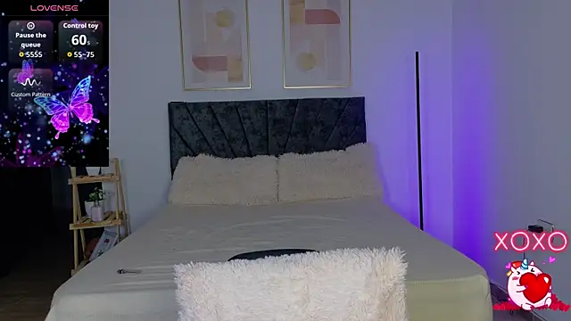 Eliih 01 online show from October 3, 2025, 3:52 am