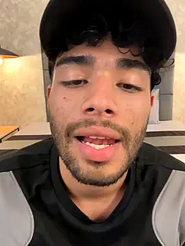 RaphaelDufort online show from November 25, 2025, 12:22 am