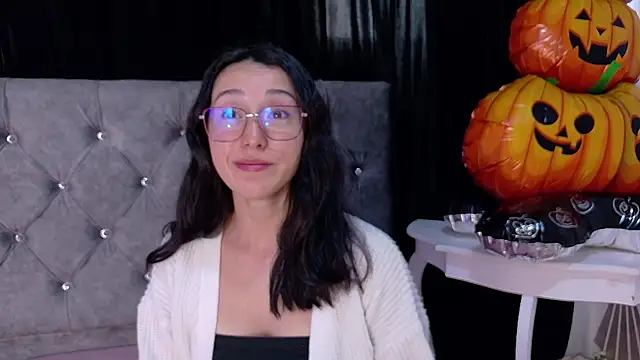 Ginevra esposito online show from October 30, 2025, 12:58 pm