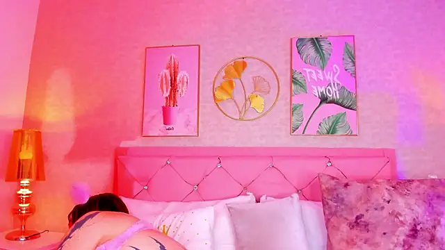 mystikdoll online show from January 19, 2026, 11:58 am