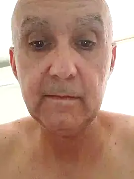 Emily de Carla online show from October 12, 2025, 11:33 am