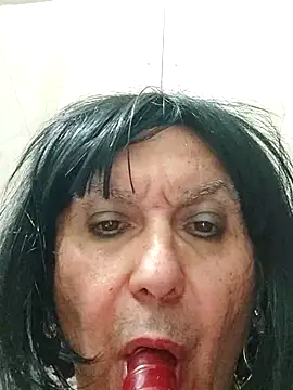 Snapshot of Emily_de_Carla chatting on April 14, 2026, 6:46 pm Emily de Carla online show from April 14, 2026, 6:46 pm