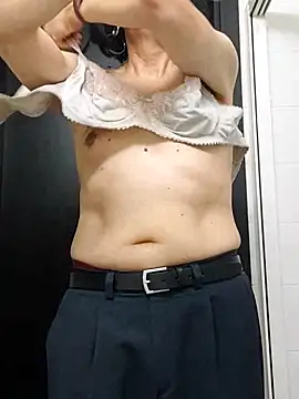 Snapshot of Emily_de_Carla chatting on April 9, 2026, 6:30 am Emily de Carla online show from April 9, 2026, 6:30 am