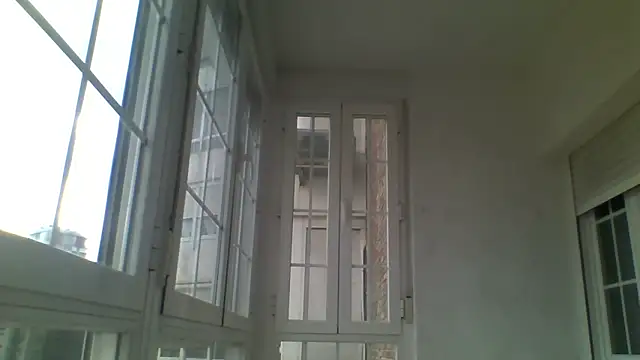 Snapshot of Emily_de_Carla chatting on March 1, 2026, 2:17 pm Emily de Carla online show from March 1, 2026, 2:17 pm