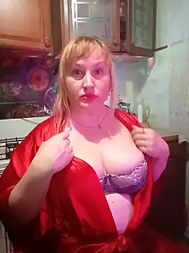 Snapshot of XHelenaX90 chatting on February 27, 2025, 5:47 pm XHelenaX90 online show from February 27, 2025, 5:47 pm