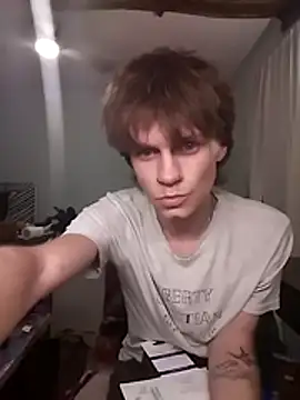 XanderOzzz online show from July 16, 2026, 9:50 am