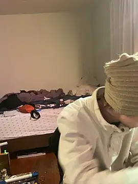 XanderOzzz online show from January 19, 2026, 7:23 am