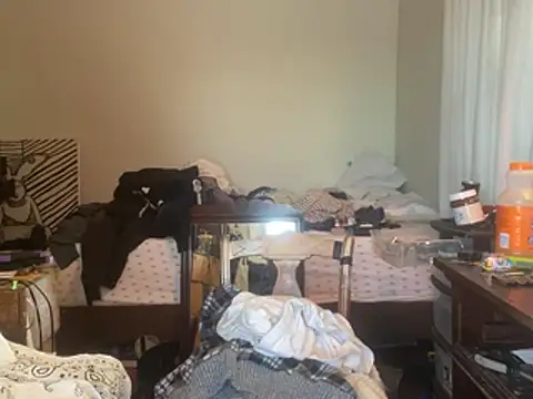 XanderOzzz online show from February 9, 2026, 1:31 pm