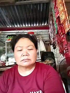 Snapshot of Mari_fvcks chatting on October 26, 2025, 10:21 pm Mari fvcks online show from October 26, 2025, 10:21 pm