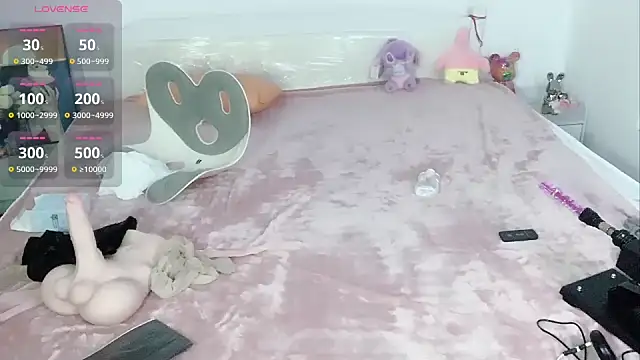 Snapshot of A_SR_001 chatting on November 15, 2025, 1:04 pm A SR 001 online show from November 15, 2025, 1:04 pm