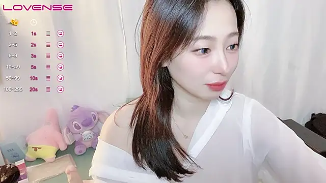 Snapshot of A_SR_001 chatting on October 29, 2025, 1:10 pm A SR 001 online show from October 29, 2025, 1:10 pm