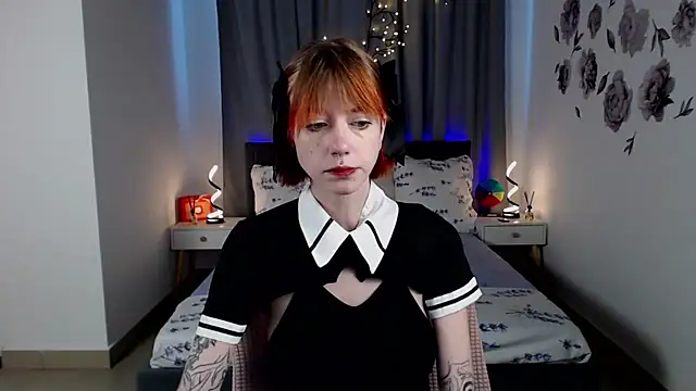 Snapshot of AveryLia chatting on September 23, 2025, 2:07 am AveryLia online show from September 23, 2025, 2:07 am