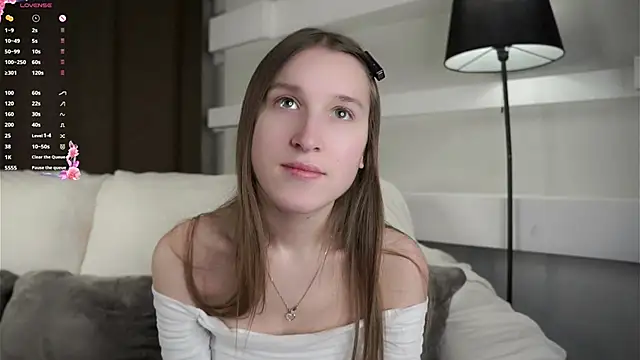 NanaMertins online show from December 16, 2025, 1:10 am