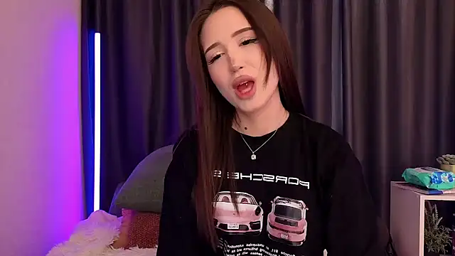 Snapshot of BlackEyesGirl chatting on April 8, 2026, 6:26 am BlackEyesGirl online show from April 8, 2026, 6:26 am