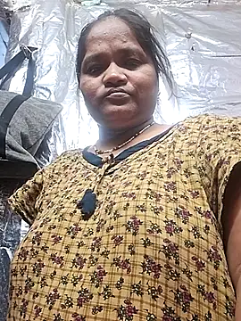 Snapshot of Sweetie_sangeeta chatting on September 12, 2025, 5:40 am Sweetie sangeeta online show from September 12, 2025, 5:40 am