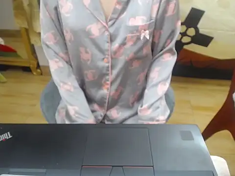 Lamoon 2k online show from October 31, 2025, 4:20 am