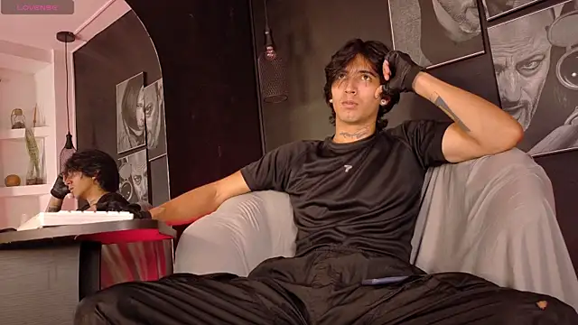 jett savage online show from December 1, 2025, 1:12 pm